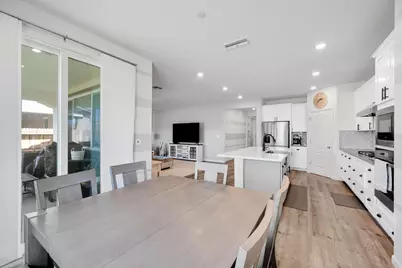 9475 Pasaje Place, Elk Grove, CA 95624 - Photo 22