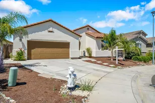 9475 Pasaje Pl, Elk Grove, CA 95624 - Photo 4