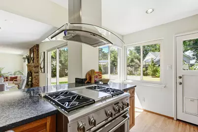 921 W 8th Street, Davis, CA 95616 - Photo 14