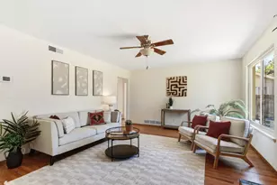 921 W 8th St, Davis, CA 95616 - Photo 4