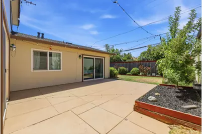 1156 Rosa Del Rio Way, Sacramento, CA 95822 - Photo 30