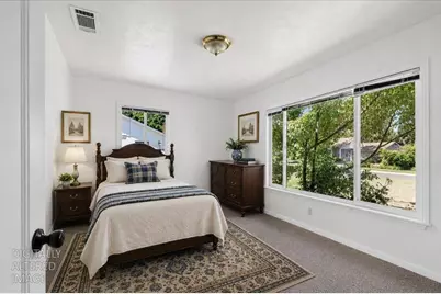 1627 Albany Avenue, Modesto, CA 95350 - Photo 14