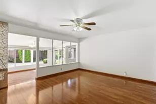 2085 51st Ave, Sacramento, CA 95822 - Photo 6