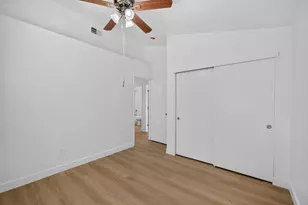 7759 Robinette Rd, Sacramento, CA 95828 - Photo 28