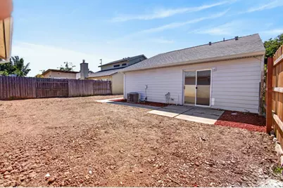 7759 Robinette Road, Sacramento, CA 95828 - Photo 34