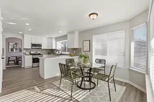7300 Saltgrass Way, Elk Grove, CA 95758 - Photo 10