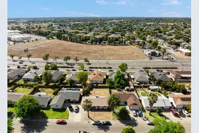 3827 Lankershim Way, North Highlands, CA 95660 - Photo 32