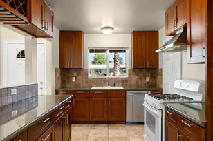 3827 Lankershim Way, North Highlands, CA 95660 - Photo 6