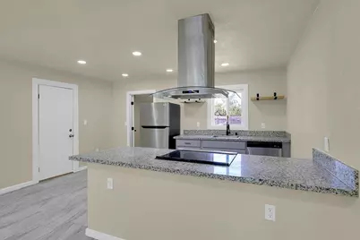 5018 Western Avenue, Olivehurst, CA 95961 - Photo 6