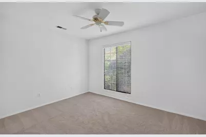 3818 Round Valley Circle, Stockton, CA 95207 - Photo 16