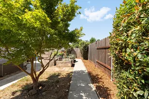 1005 Windsor Way, Chico, CA 95926 - Photo 36