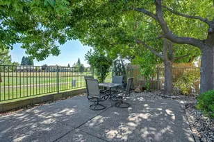 7576 Whistlestop Way, Roseville, CA 95747 - Photo 46
