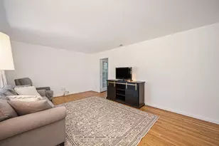 9125 Cecile Way, Sacramento, CA 95826 - Photo 14