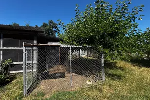 1832 G St, Rio Linda, CA 95673 - Photo 32