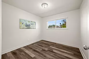 6091 Heath Way, Sacramento, CA 95823 - Photo 8