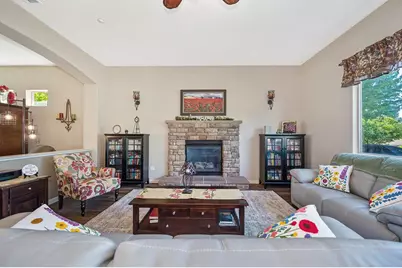 11880 Gidaro Drive, Elk Grove, CA 95624 - Photo 28
