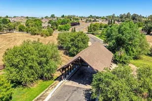 11880 Gidaro Dr, Elk Grove, CA 95624 - Photo 12