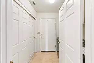 8101 Arroyo Vista Dr, Sacramento, CA 95823 - Photo 22