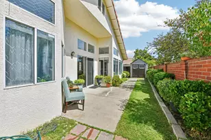 8101 Arroyo Vista Dr, Sacramento, CA 95823 - Photo 34