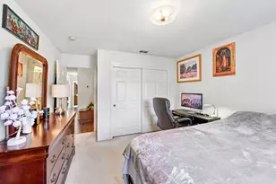 8101 Arroyo Vista Dr, Sacramento, CA 95823 - Photo 32
