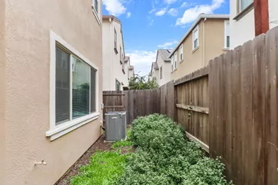 10589 Tenor Way, Elk Grove, CA 95757 - Photo 44