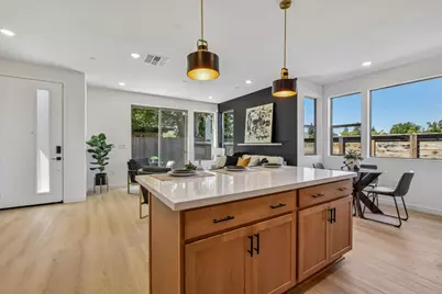 2079 Freya Walk, Sacramento, CA 95835 - Photo 10