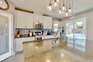 2220 Castle Pines Way, Roseville, CA 95747 - Photo 4