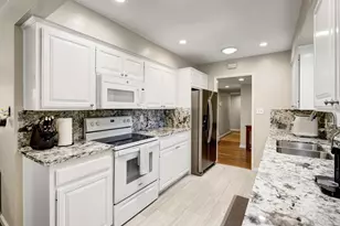 4472 Wyman Dr, Sacramento, CA 95821 - Photo 16
