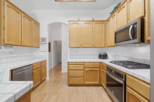 8329 Oakwood Hills Cir, Citrus Heights, CA 95610 - Photo 6