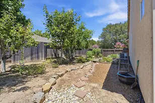 8329 Oakwood Hills Cir, Citrus Heights, CA 95610 - Photo 42