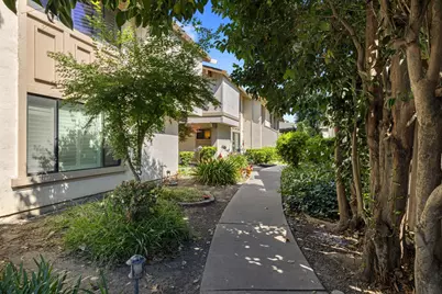 50 W Yorkshire Drive, Stockton, CA 95207 - Photo 4