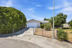 3658 Fallis Cir, Sacramento, CA 95832 - Photo 6