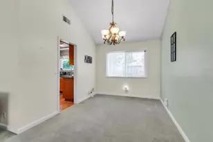 8559 Coral Crest Ct, Elk Grove, CA 95624 - Photo 10