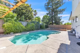 8559 Coral Crest Ct, Elk Grove, CA 95624 - Photo 36