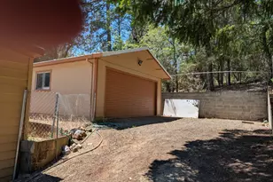 20742 Mammoth Dr, Lakehead, CA 96051 - Photo 2