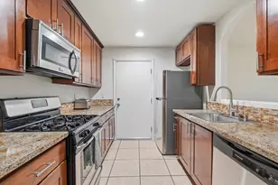 3700 12th Ave, Sacramento, CA 95817 - Photo 10