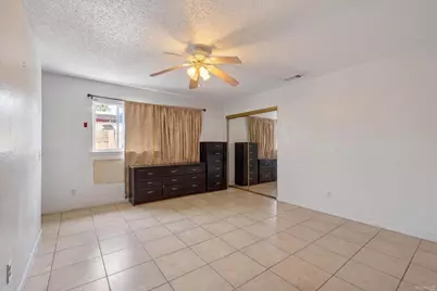 8277 Southfields Circle, Sacramento, CA 95828 - Photo 12