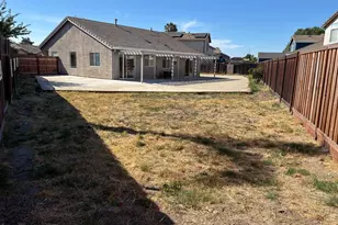 4956 Miramare Ln, Stockton, CA 95206 - Photo 6