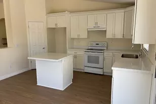 4956 Miramare Ln, Stockton, CA 95206 - Photo 12