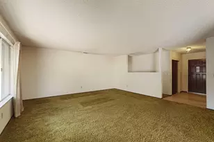 8744 Lodestone Cir, Elk Grove, CA 95624 - Photo 10