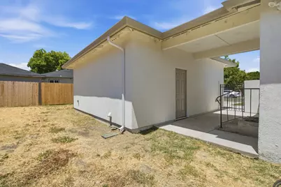 1404 Middlefield Avenue, Stockton, CA 95204 - Photo 28
