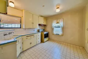 3372 65th St, Sacramento, CA 95820 - Photo 10