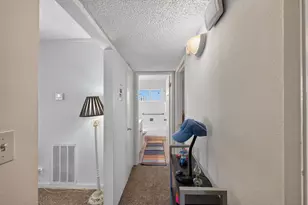 2421 Country Club Blvd, Stockton, CA 95204 - Photo 12