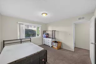 2421 Country Club Blvd, Stockton, CA 95204 - Photo 16