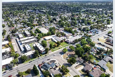2421 Country Club Boulevard #B6, Stockton, CA 95204 - Photo 26