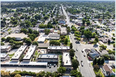 2421 Country Club Boulevard #B6, Stockton, CA 95204 - Photo 24