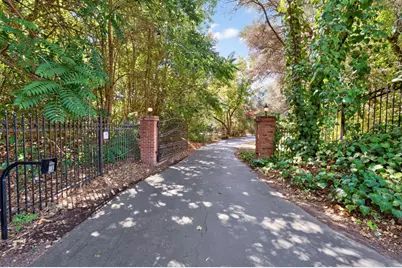 4335 Walnut Avenue, Carmichael, CA 95608 - Photo 2