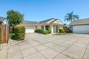596 Village Dr, Galt, CA 95632 - Photo 32