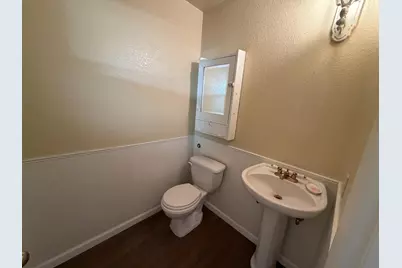 5825 Laguna Trail Way, Elk Grove, CA 95758 - Photo 18