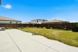 10024 Denali Ln, Stockton, CA 95219 - Photo 38